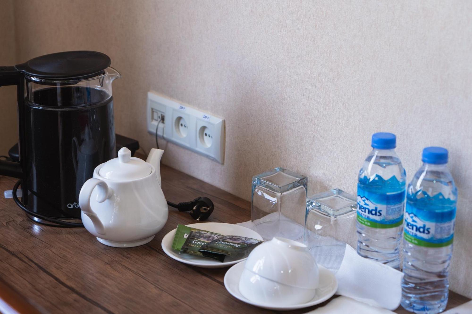 Tourist Inn Hotel Tashkent Exterior photo