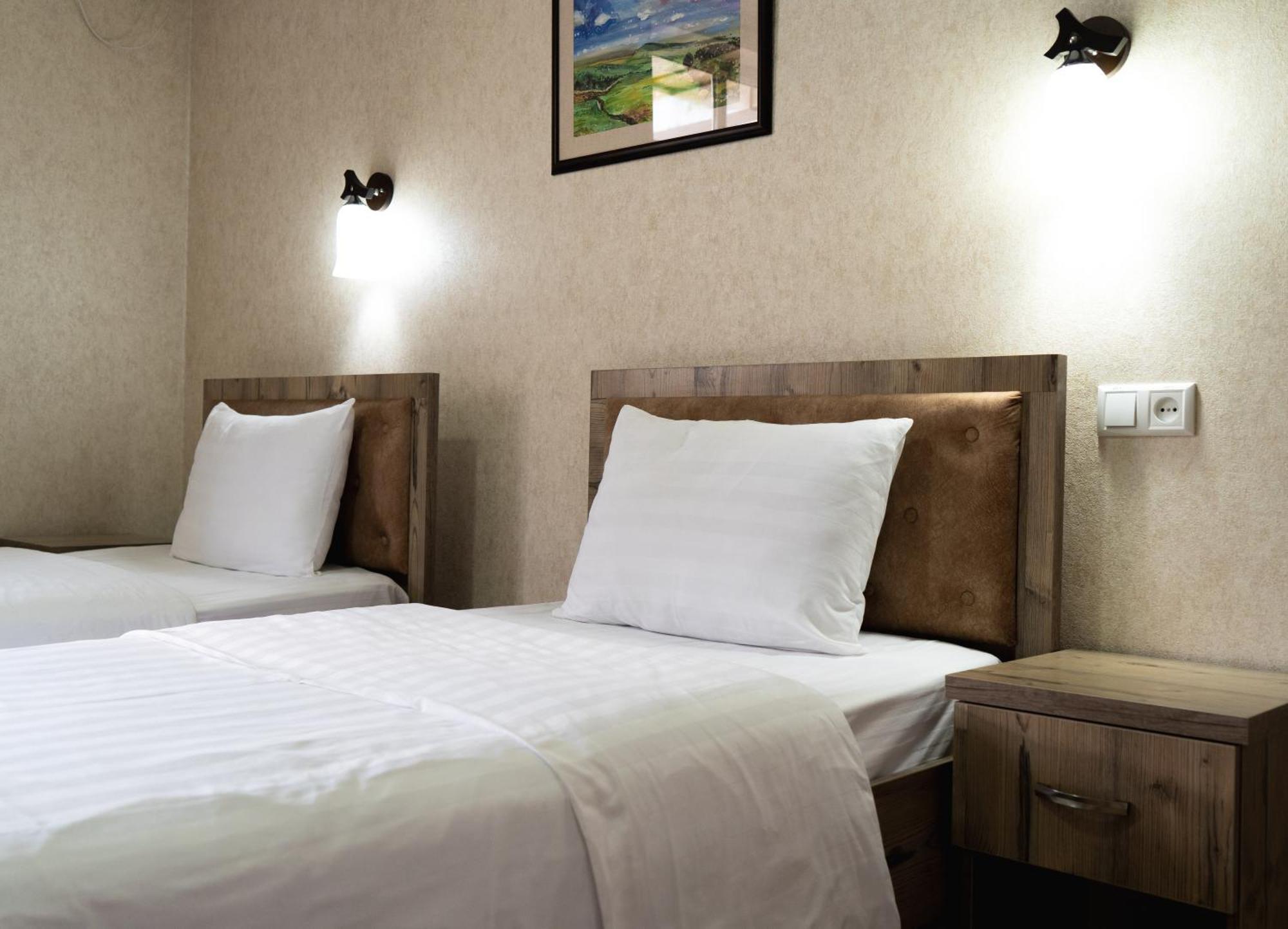 Tourist Inn Hotel Tashkent Exterior photo